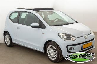 Volkswagen Up! 1.0 high up! Airco Pano BlueMotion picture 2
