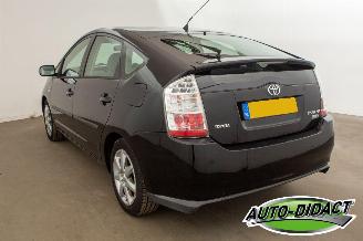 Toyota Prius 1.5 VVT-i Automaat Clima Navi Camera Tech Edition picture 3