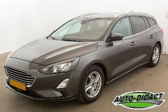 škoda osobní automobily Ford Focus 1.0 EcoBoost Clima Navi Trend Edition Business 2021/11