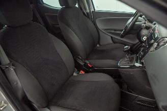 Lancia Ypsilon 0.9 TwinAir Automaat 127.914 km Airco Gold picture 15