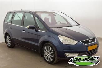 Ford Galaxy 2.0-16V 7p. Clima Ghia Limited picture 2