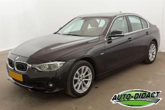 skadebil auto BMW 3-serie 318i Automaat KOPPAKKING DEFECT Navi Clima Leder Corporate Lease High Executive 2018/2