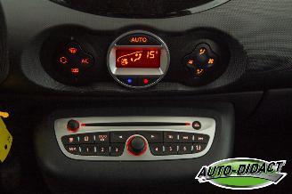 Renault Twingo 1.2 16V Dynamique Clima picture 8