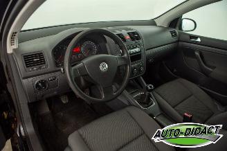 Volkswagen Golf 1.6 FSI  85KW Turijn Airco picture 18