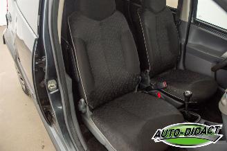 Peugeot 107 1.0-12V Airco Millesim 200 picture 17