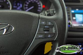 Hyundai I-20 Coupé 1.0 69.916 km Open Pano Clima Navi Camera picture 15