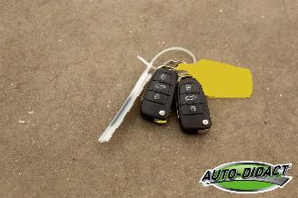 Audi A3 1.6 TDI Clima Navi Leder Ambiente picture 29