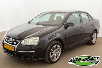 Volkswagen Jetta 1.6 FSI Airco Clima Trendline picture 1