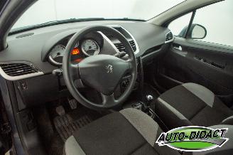 Peugeot 207 1.4-16V Airco Color-line picture 20