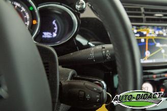 Citroën DS3 1.2 VTi Navi Clima So Chic picture 12