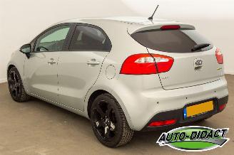 Kia Rio 1.2 CVVT Clima Super Pack picture 3