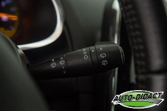 Renault Clio 0.9 TCe Expression picture 15