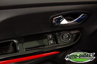 Renault Clio 0.9 TCe Expression picture 18