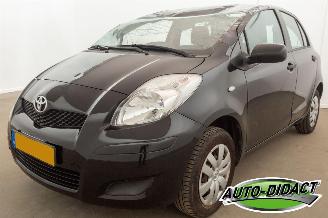 Coche accidentado Toyota Yaris 1.0 VVTi Acces 2010/11
