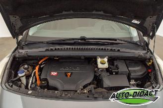 Peugeot 3008 2.0 4WD Automaat HDi HYbrid4 Blue Lease Clima Navi picture 28