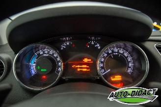 Peugeot 3008 2.0 4WD Automaat HDi HYbrid4 Blue Lease Clima Navi picture 6