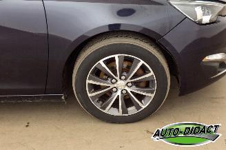 Peugeot 308 1.6 HDI Automaat Clima Navi Féline picture 31