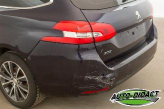 Peugeot 308 1.6 HDI Automaat Clima Navi Féline picture 29