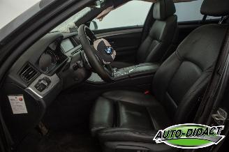 BMW 5-serie 520d  Automaat Pano Clima Navi Leder High Executive picture 29