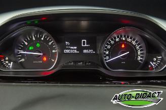 Peugeot 208 1.2 PureTech 90.306 km NAP Airco Navi Blue Lion picture 6