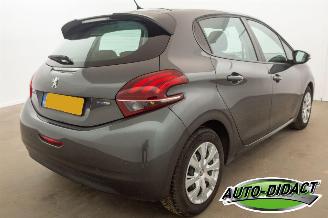 Peugeot 208 1.2 PureTech 90.306 km NAP Airco Navi Blue Lion picture 4