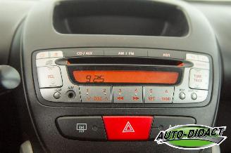 Peugeot 107 1.0 56.757 km Airco picture 7