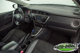 Toyota Auris Touring Sports 1.8 Hybrid Clima Navi Camera Pano Executive picture 20