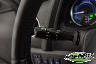 Toyota Auris Touring Sports 1.8 Hybrid Clima Navi Camera Pano Executive picture 18