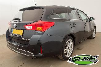 Toyota Auris Touring Sports 1.8 Hybrid Clima Navi Camera Pano Executive picture 4