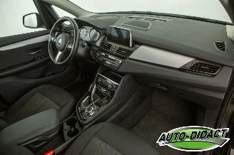 BMW 2-serie 218i Automaat Clima Navi Camera High Executive Edition picture 21