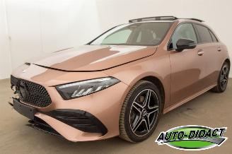 Avarii autoturisme Mercedes A-klasse A250e Automaat 107.730 km Pano Digi Dash 2023/6