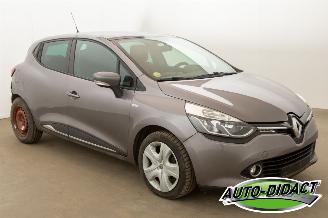 Renault Clio 1.5 dCi Airco Pano Navi picture 2