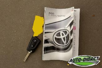 Toyota Aygo 1.0 VVT-i x-pose picture 26