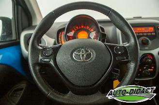 Toyota Aygo 1.0 VVT-i x-pose picture 5