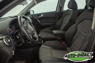 Audi A1 1.6 TDI Airco Pano Ambition picture 25