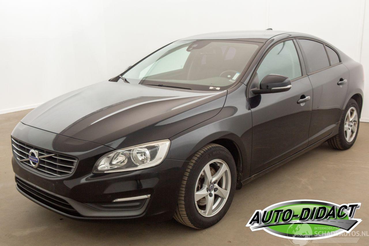 Volvo S-60 1.6 AT Kinetic 58.185 km Navi Clima