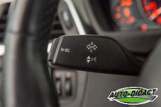 BMW 3-serie 318i Automaat Leder Clima Navi Luxury Edition picture 17