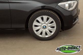 BMW 1-serie 116i  Airco Leder Navi Stoelverwarming Upgrade Edition picture 34