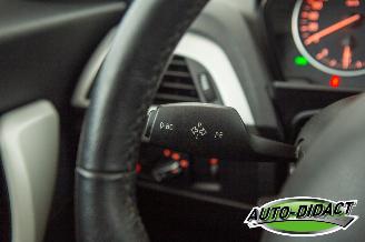 BMW 1-serie 116i  Airco Leder Navi Stoelverwarming Upgrade Edition picture 18