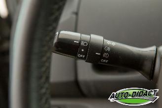 Toyota Yaris 1.3 VVTi Automaat Elek dak Clima Luna MMT picture 18