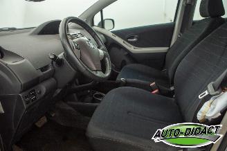 Toyota Yaris 1.3 VVTi Automaat Elek dak Clima Luna MMT picture 26