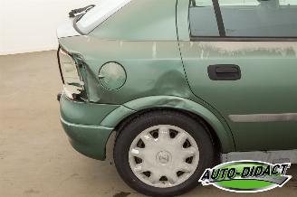 Opel Astra 1.6-16V Club picture 26