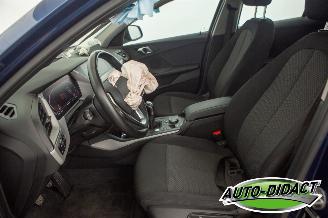 BMW 1-serie 118i 110kw Digi Dash Navi Clima picture 27