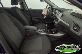 BMW 1-serie 118i 110kw Digi Dash Navi Clima picture 22