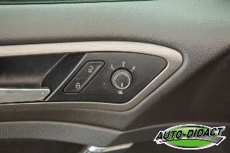 Volkswagen Golf 1.6 TDI Highline Clima Navi picture 15