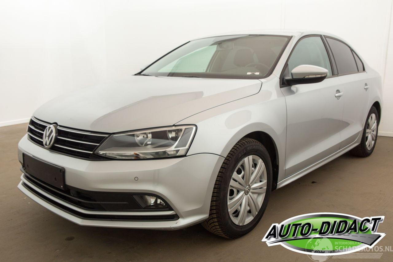 Volkswagen Jetta 1.2 TSI 77 kw 72.767 km Navi Airco