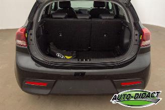 Kia Rio 1.0 Navi Camera Airco Leder Stoelverwarming picture 37