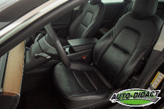 Tesla Model 3 Long Range Dual AWD Pano picture 21