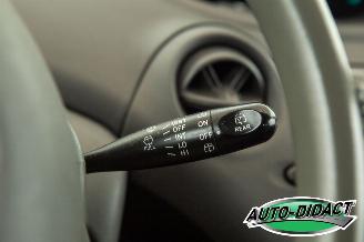 Toyota Yaris 1.0-16V VVT-i Terra picture 12