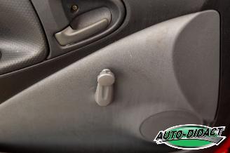 Toyota Yaris 1.0-16V VVT-i Terra picture 10